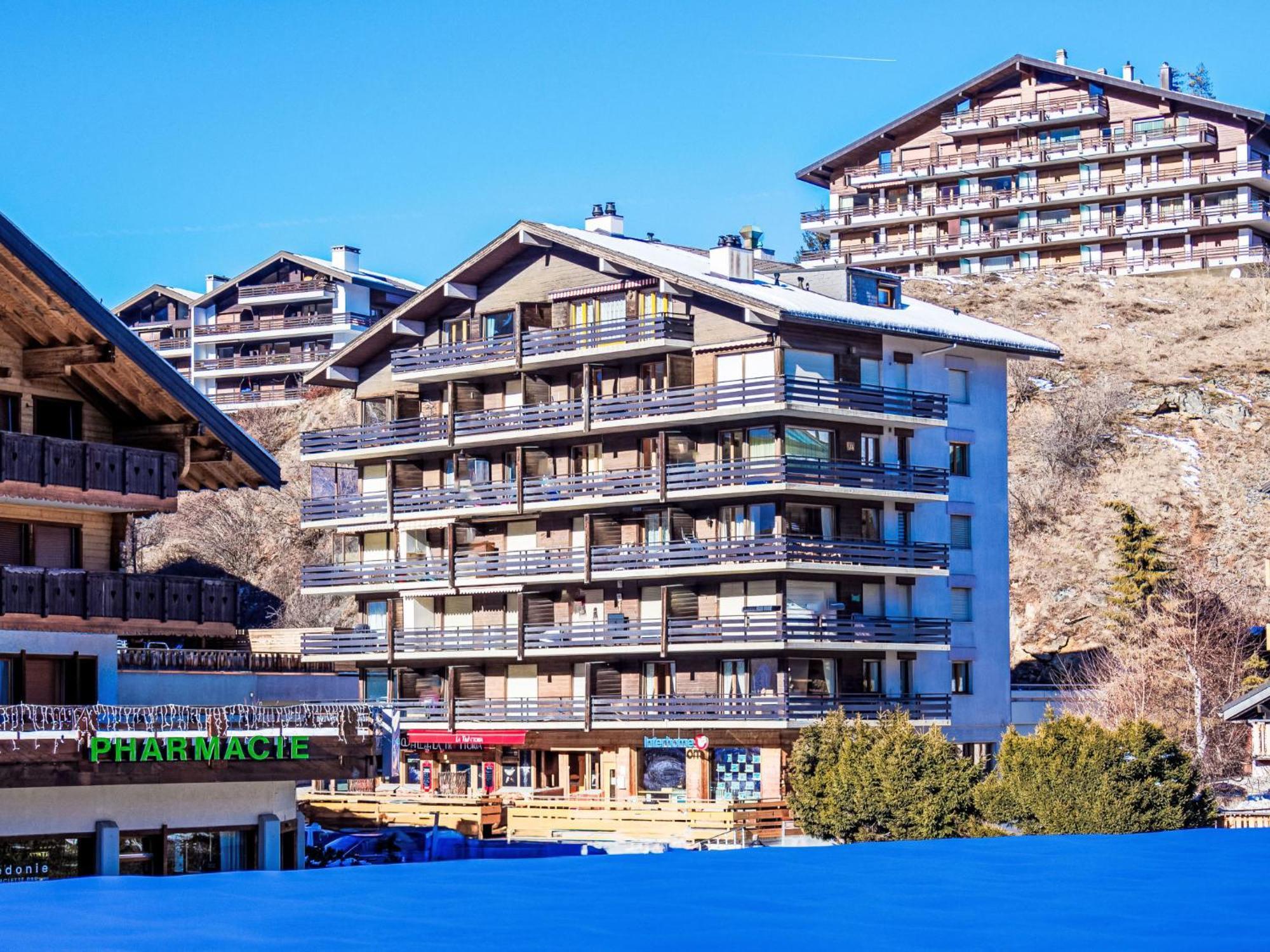 Studio Beau Sejour 26 By Interhome Нанда Екстер'єр фото